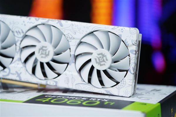白色机身玩趣十足！索泰RTX 4060 Ti X-GAMING显卡图赏