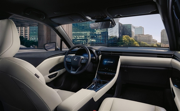 三缸豪车 雷克萨斯最入门SUV车型LBX官图发布:用上1.5L混动