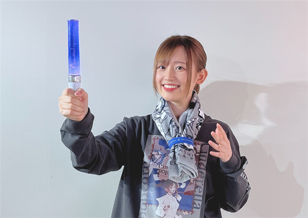 日本声优高桥李依首次个人演唱会 提醒:宅男记得洗澡!