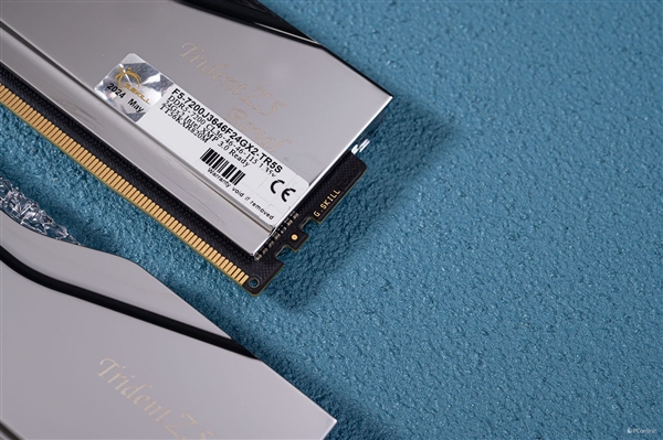 芝奇Trident Z5 Royal DDR5-7200 C36 48GB内存上手：性能猛如虎