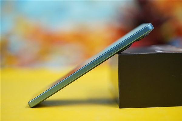 首发第二代骁龙7+!Redmi Note 12 Turbo图赏