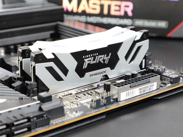 AMD锐龙7950X3D处理器上手:通杀未来3-5年的游戏无压力