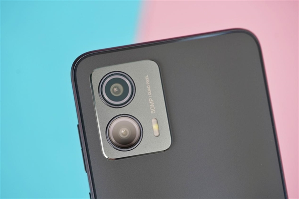 5000大电池+120Hz屏 899元联想moto G53图赏