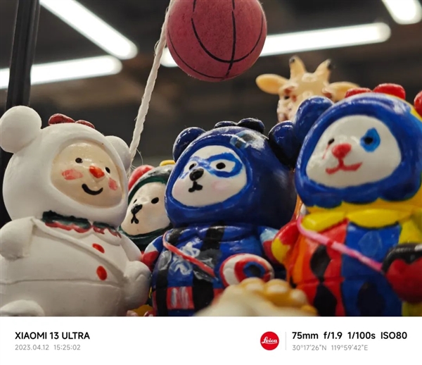 小米13 Ultra让我分不清了:这是相机?还是手机?