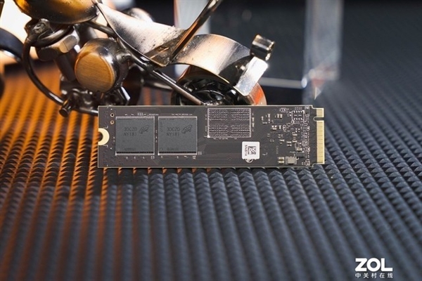 希捷酷玩540固态硬盘上手：PCIe 5.0猛将