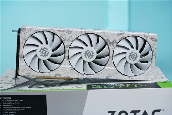 涂鸦外观玩趣十足!索泰RTX 4070Ti天启OC欧泊白图赏