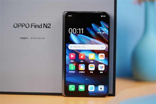 最轻横向形态折叠手机！OPPO Find N2图赏