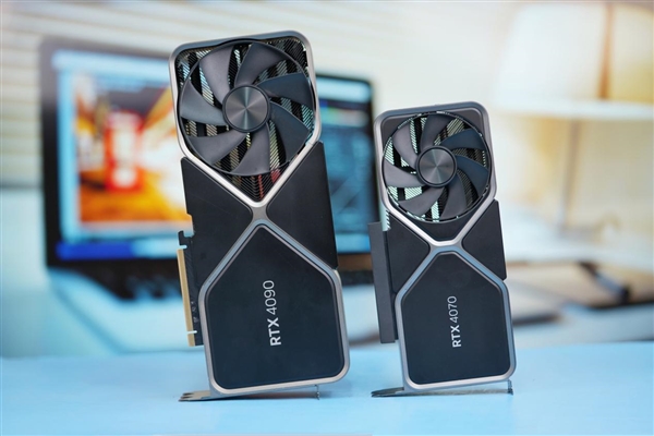 延续4090外观 小巧太多了!NVIDIA RTX 4070公版图赏
