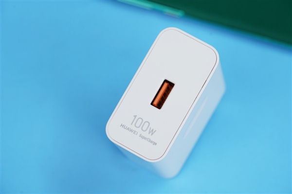 11号色靓丽吸睛!华为nova 11 Ultra图赏