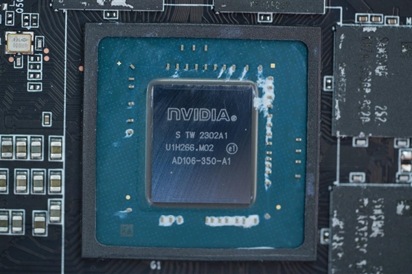 白色机身玩趣十足！索泰RTX 4060 Ti X-GAMING显卡图赏