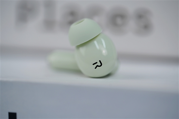 49dB降噪行业第一!OPPO Enco Free3图赏