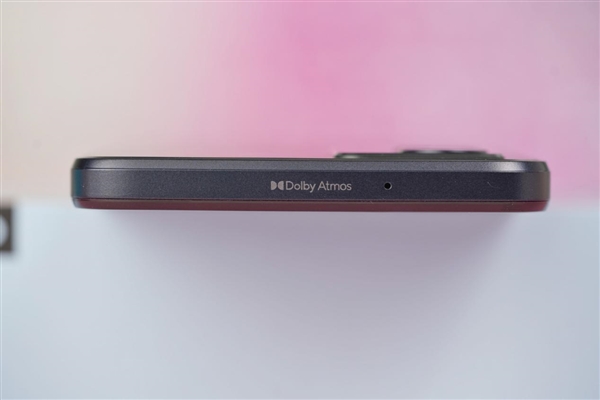 5000大电池+120Hz屏 899元联想moto G53图赏