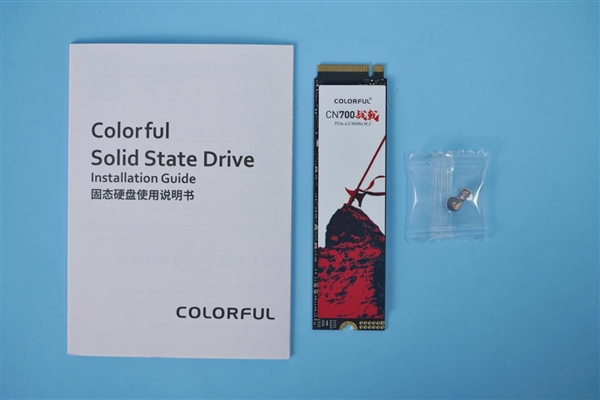国产主控闪存、满血PCIe 4.0！七彩虹战戟CN700 1TB SSD图赏