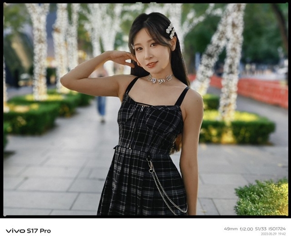 vivo S17 Pro实拍模特:每一张照片都惊为天人