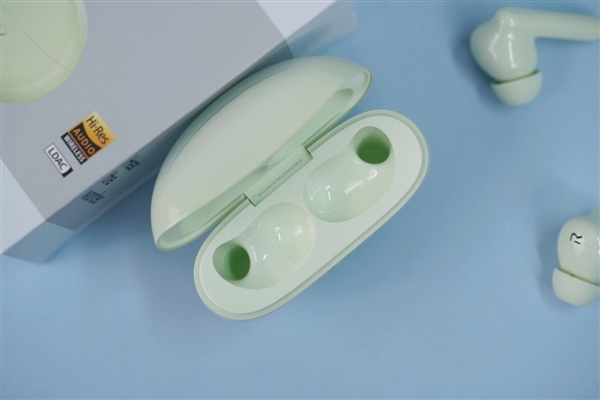 49dB降噪行业第一!OPPO Enco Free3图赏