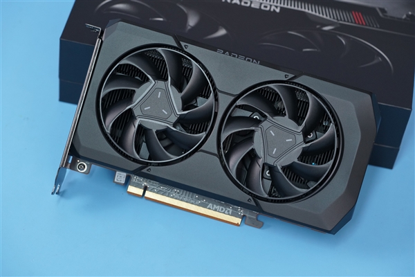 硬刚RTX 4060 Ti!AMD RX 7600图赏