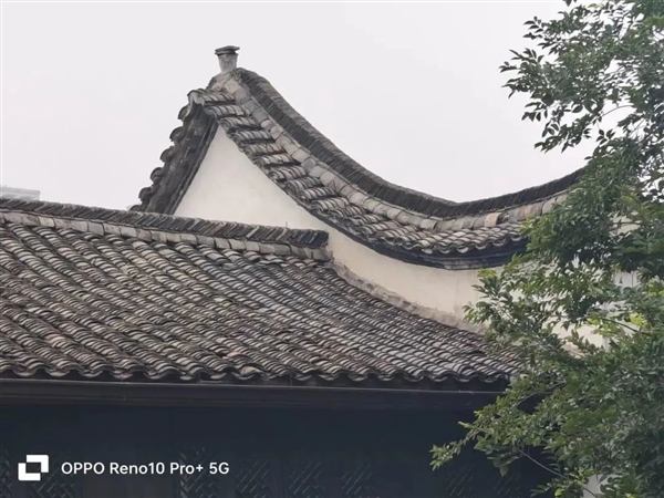 用3倍潜望长焦拍人像!自研马里亚纳谢幕!OPPO可真会整活