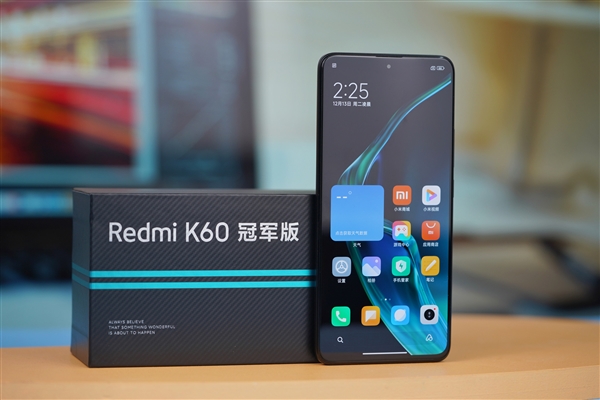 Redmi K60冠军版图赏：素皮+碳纤维质感绝了