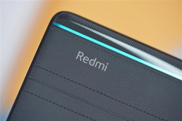 Redmi K60冠军版图赏：素皮+碳纤维质感绝了