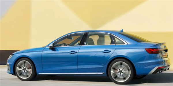 标配3.0T V6发动机+真quattro！全新奥迪S4上市：起售价48.88万元