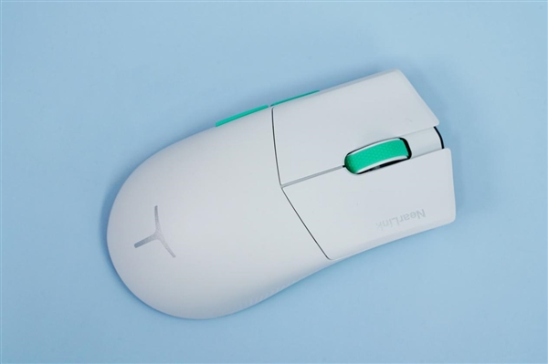 全球首款星闪电竞鼠标 雷神ML903图赏