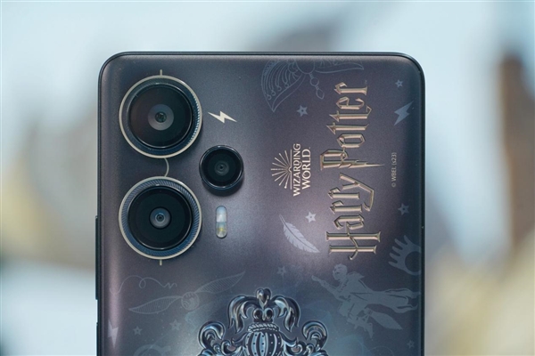 魔法氛围拉满!Redmi Note 12 Turbo哈利波特版图赏