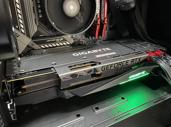 胎死腹中的RTX 3080 Ti 20GB突然出现：5310元要不要？