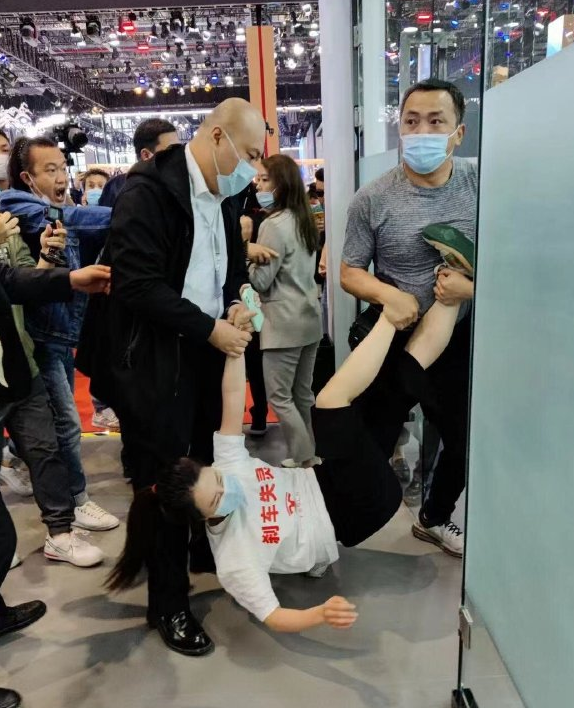 在上海车展逛了两天 愣是找不出一台值得写的油车！