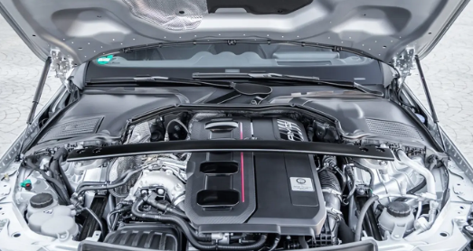 大排量自吸终成历史!奔驰高管:将坚持使用高性能四缸发动机(图2) 大排量自吸终成历史!奔驰高管:将坚持使用高性能四缸发动机