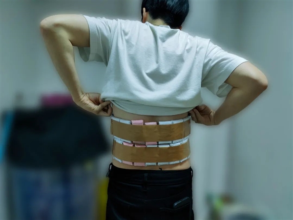 散片就是这么来的?男子腰缠155片CPU入境被海关查获