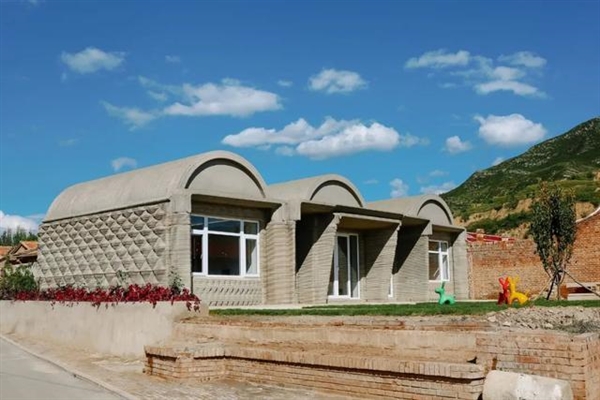 清华教授花20多万为村民3D打印住宅:直言房子一点不贵 方式会普及