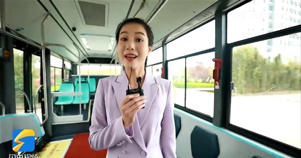 山东研发出无人驾驶公交:整个过程不需要人工干预