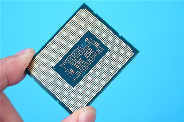 Intel 1213代酷睿被迫长寿：下一代2024年见！