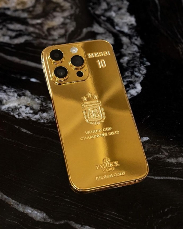 梅西花百万买苹果手机送给阿根廷队友:定制了35部24K金的iPhone 14 Pro