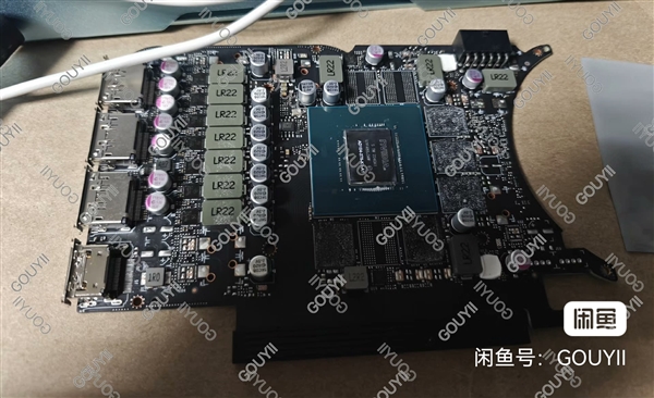 从未发布的RTX 4070 10GB突然现世：核心数量很SUPER