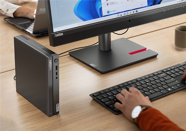 联想ThinkCentre Q500迷你主机上架:体积仅1L 2999元起