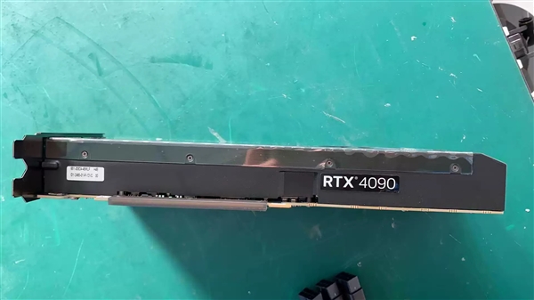 RTX 4090用上NVIDIA严厉禁止的涡轮风扇：现身中国、要价1.5万