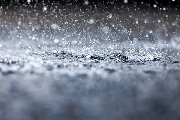 新一轮大范围降雨又来了!周末南方多地迎高温闷热桑拿天