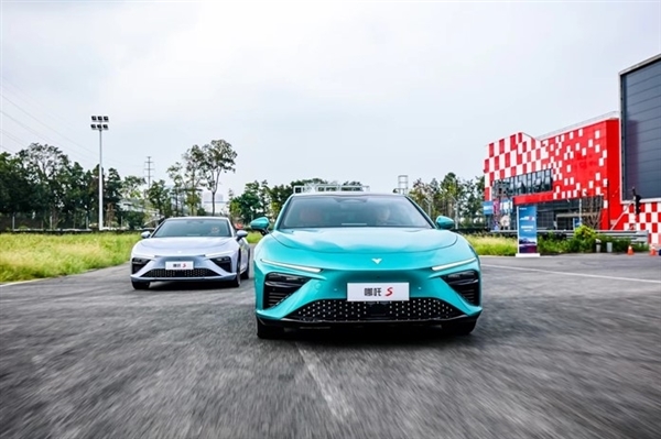 哪吒CEO张勇:哪吒S是最漂亮的B级车 还是100万内最好的轿跑