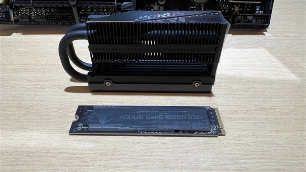 PCIe 5.0 SSD少得可怜 还都是残血：等2024年吧