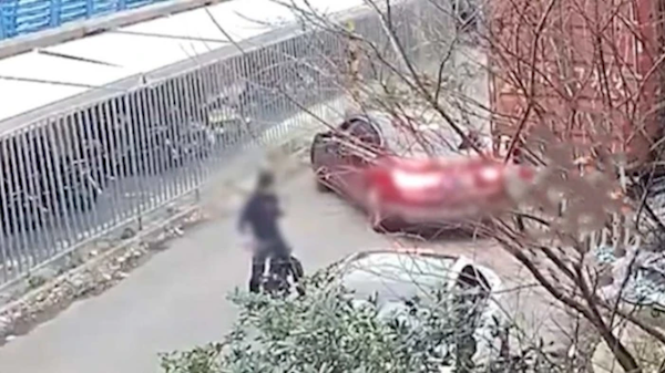 代驾称不会停车 趁车主倒车时碰瓷勒索1万!结果舒适