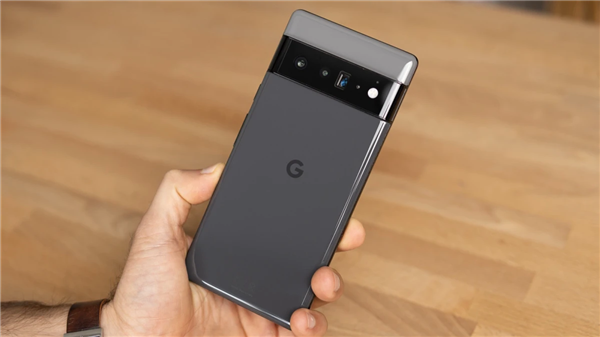 Android 14翻车！谷歌Pixel 6升级后128GB存储变4GB