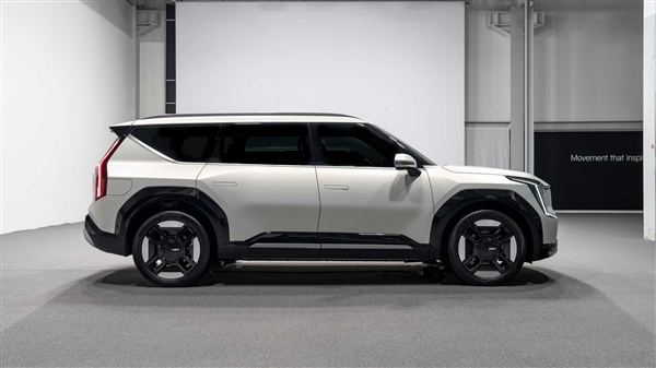 800V电气架构打造 全新起亚EV9发布:二三排可面对面乘坐