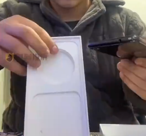 男子网购iPhone 14开箱发现是iQOO 商家赔50元优惠券被拒