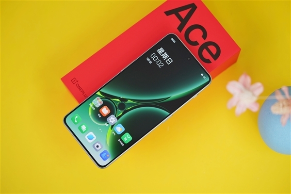 一加Ace 2V超大杯版本来了：16GB+1TB旗舰体验