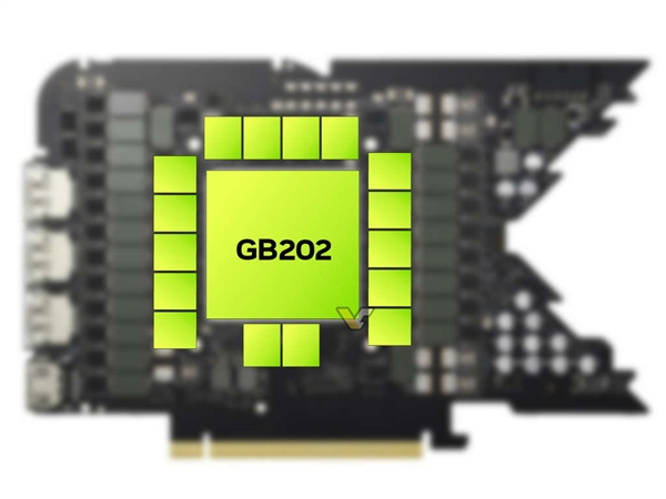 RTX 5090公版太残暴！16颗GDDR7显存密密麻麻 前所未有三层PCB